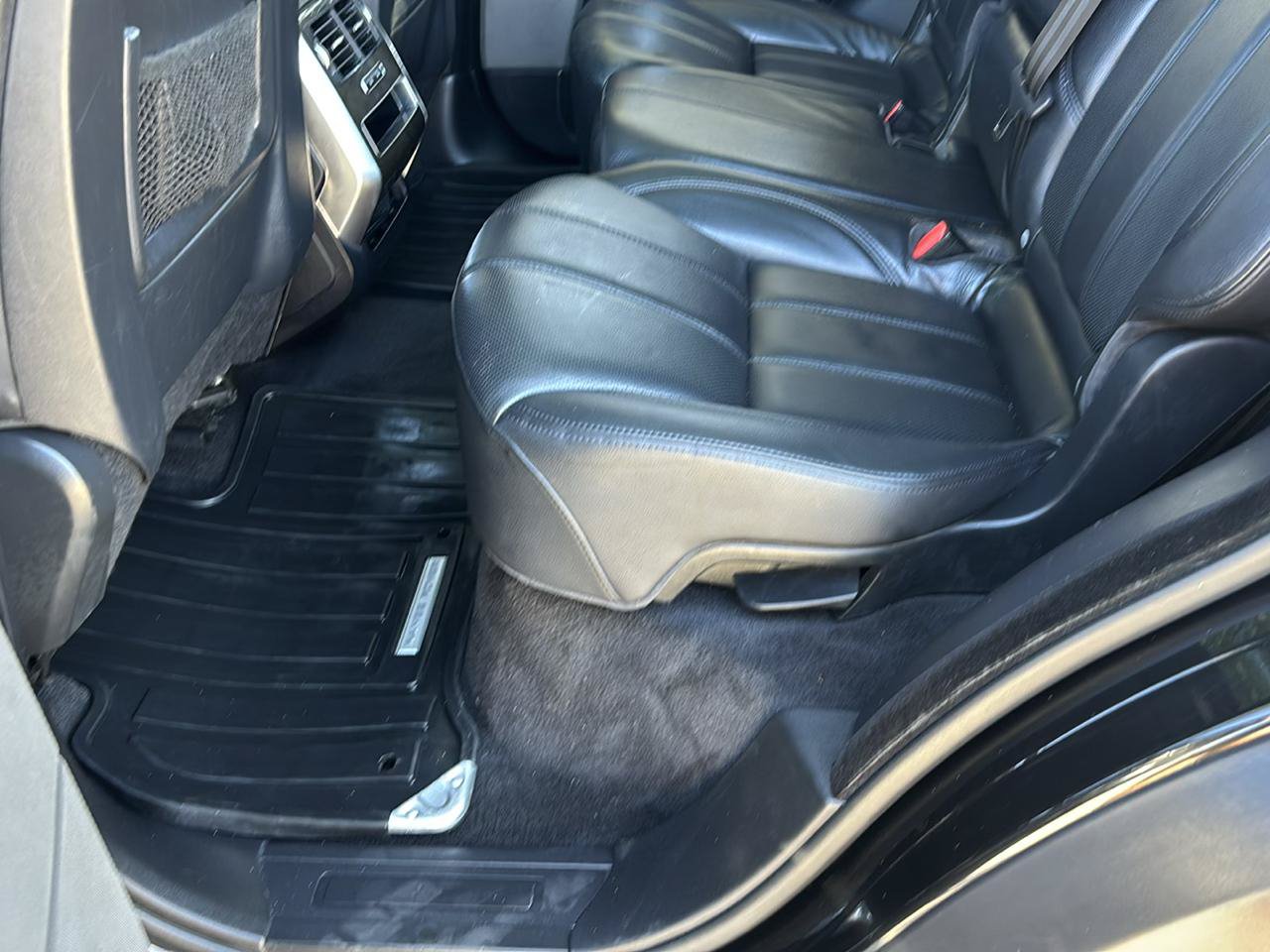 Used 2017 Land Rover Range Rover Sport SE AWD/4WD image 31