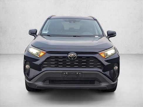 Used 2021 Toyota RAV4 XLE image 2