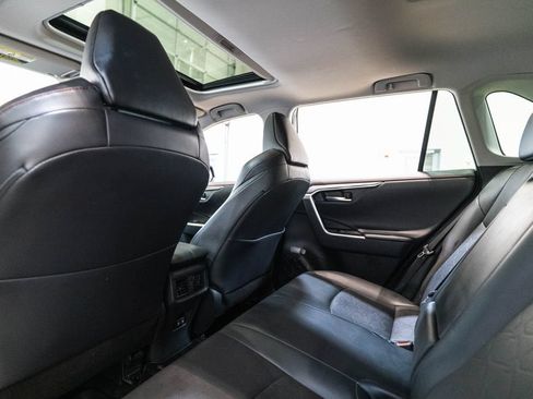 Used 2020 Toyota RAV4 TRD Off-Road AWD/4WD image 15