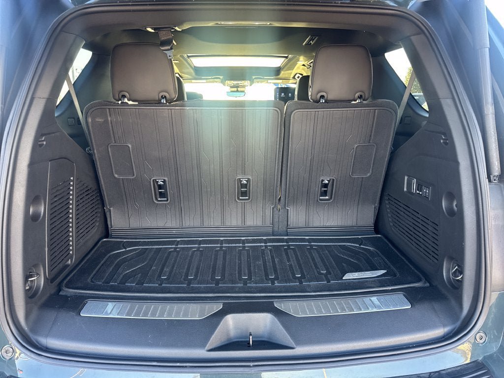 Used 2026 GMC Yukon AT4 Ultimate w/ LPO, Floor Liner Package AWD/4WD image 7