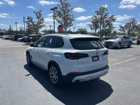 Used 2026 BMW X5 sDrive40i w/ Climate Comfort Package image 3