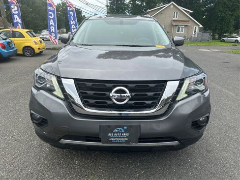 Used 2019 Nissan Pathfinder SV image 13