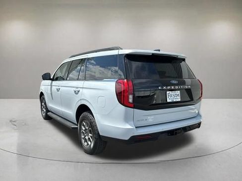 Certified 2025 Ford Expedition Active RWD image 4