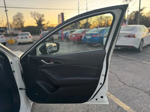 Used 2014 MAZDA MAZDA3 s Grand Touring image 15