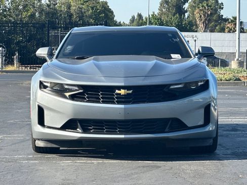 Used 2024 Chevrolet Camaro LT w/ Technology Package RWD image 9