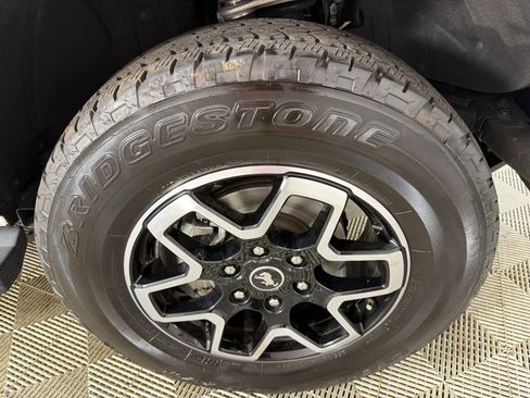 Used 2024 Ford Bronco Outer Banks AWD/4WD image 13