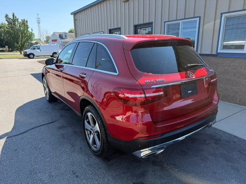 Used 2018 Mercedes-Benz GLC 300 4MATIC image 6