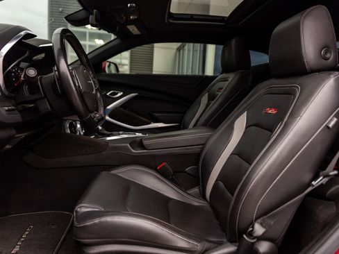 Used 2021 Chevrolet Camaro SS w/ Wild Cherry Design Package 2 image 11