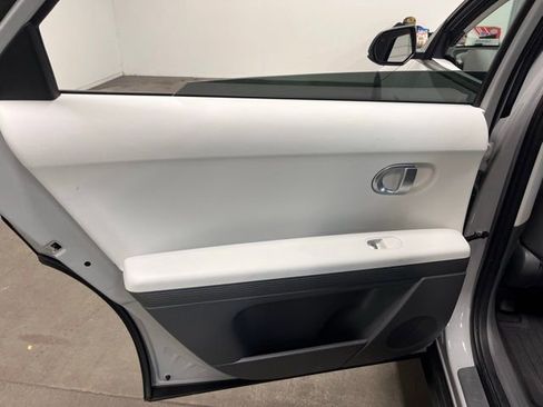 Used 2024 Hyundai Ioniq 5 SEL image 19