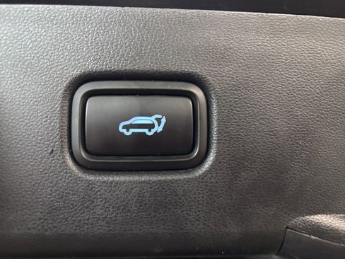 Certified 2023 Hyundai Tucson Limited AWD/4WD image 14