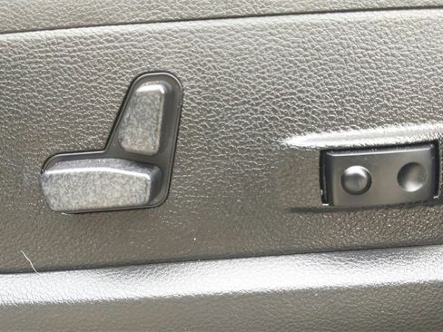 Used 2024 RAM 2500 Big Horn image 17