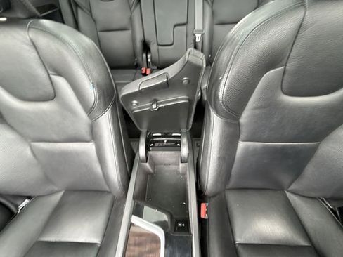 Used 2019 Volvo XC90 T6 Momentum w/ Protection Package Premier AWD/4WD image 21