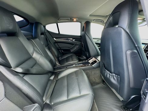 Used 2016 Porsche Panamera Edition image 19