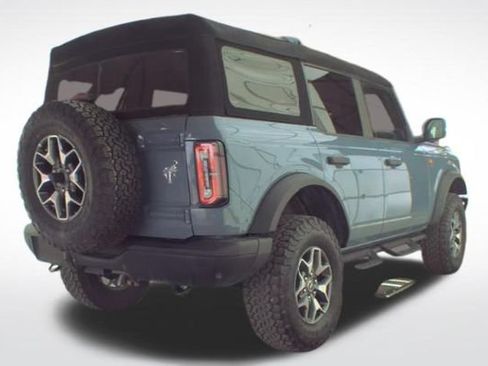 Used 2024 Ford Bronco Badlands AWD/4WD image 2