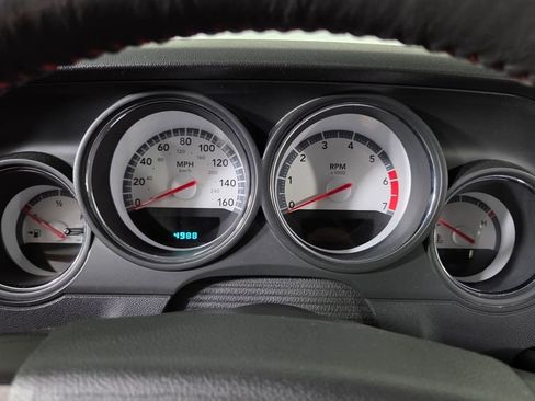 Used 2010 Dodge Challenger R/T w/ Mopar 10 Pkg RWD image 17