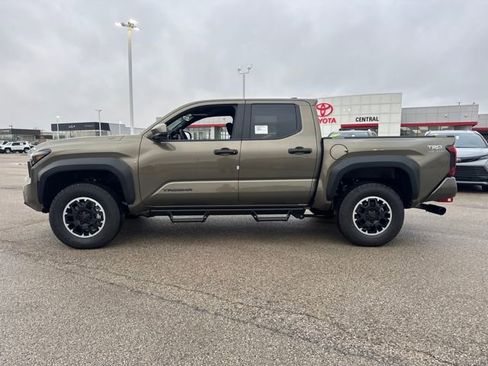 New 2026 Toyota Tacoma TRD Off-Road image 3