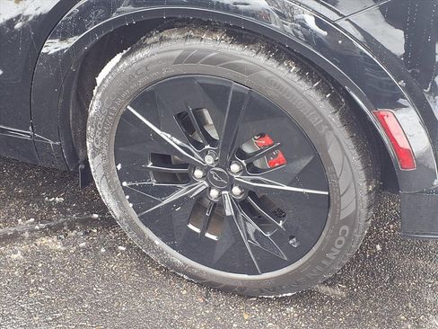 Used 2025 Ford Mustang Mach-E GT image 25