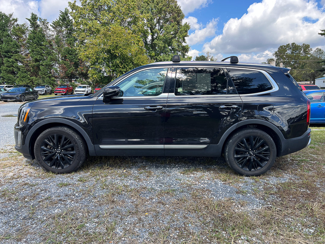 Used 2020 Kia Telluride SX w/ SX Prestige Package AWD/4WD image 3