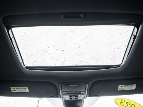 Used 2023 Honda Odyssey Sport image 33