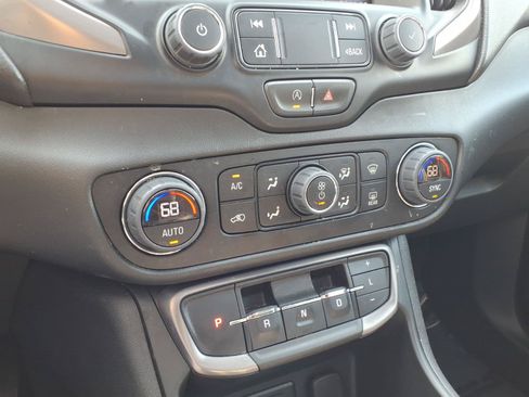 Used 2023 GMC Terrain AT4 w/ Infotainment Package II AWD/4WD image 31