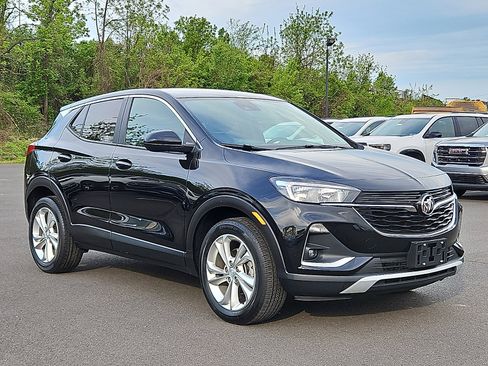 Certified 2023 Buick Encore GX Preferred w/ Cold Weather Comfort Package FWD image 1