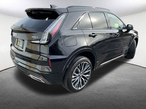 Used 2024 Cadillac XT4 Sport image 17