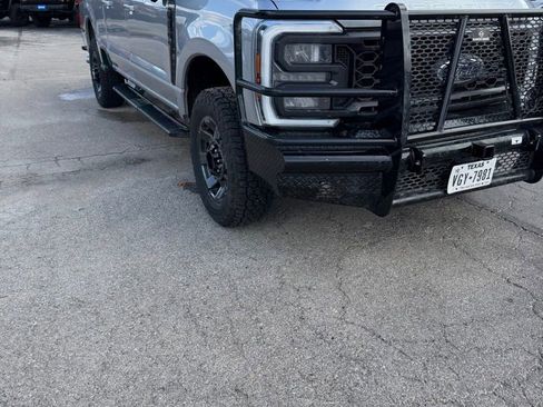 Used 2024 Ford F250 Lariat w/ Sport Appearance Package image 2