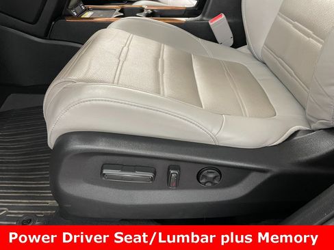 Used 2022 Honda CR-V Touring image 12