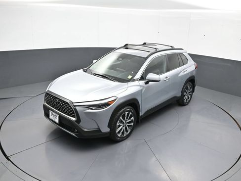 Certified 2023 Toyota Corolla Cross XLE w/ Convenience Package AWD/4WD image 34