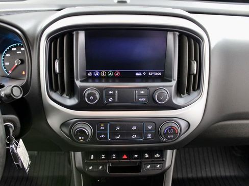 Used 2022 Chevrolet Colorado ZR2 AWD/4WD image 22