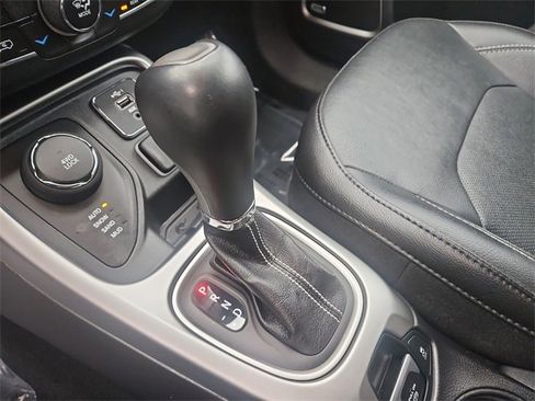 Used 2021 Jeep Compass 80th Special Edition w/ Sun and Sound Group image 16