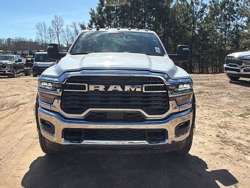 New 2025 RAM 5500 2WD Regular Cab image 3