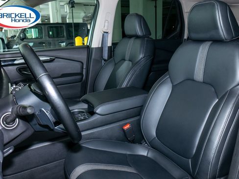 Certified 2023 Honda Pilot Touring image 19