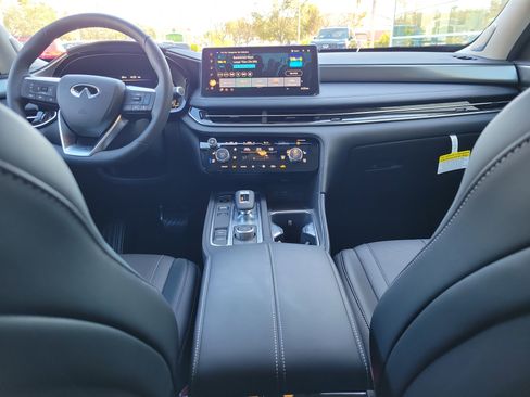 New 2026 INFINITI QX60 Luxe w/ Family Package image 14