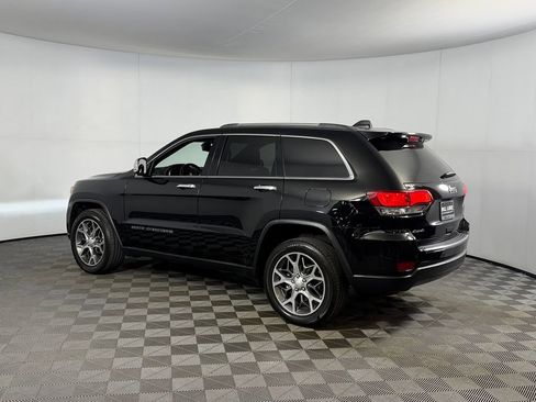 Used 2022 Jeep Grand Cherokee Limited w/ Tech Group AWD/4WD image 11
