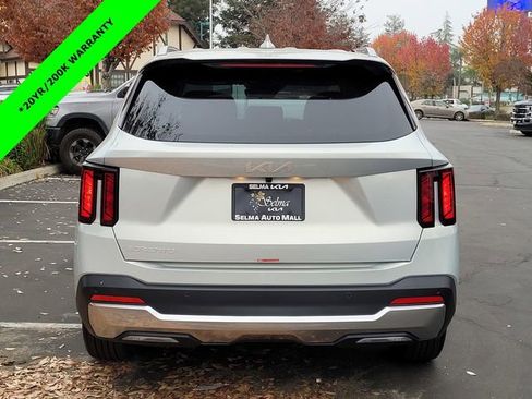 New 2026 Kia Sorento S image 5