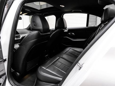 Used 2019 BMW 330i Sedan image 40