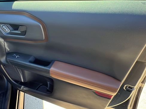 Used 2023 Ford Bronco Sport Outer Banks w/ Tech Package image 19