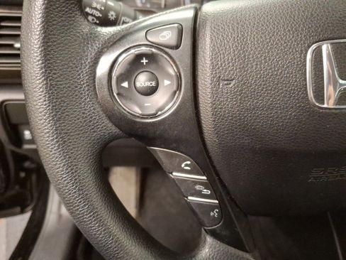 Used 2015 Honda Accord EX image 18