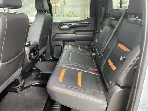 Certified 2024 GMC Sierra 1500 AT4 w/ AT4 Premium Package AWD/4WD image 36