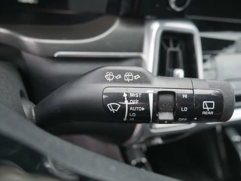 Used 2023 Kia Sorento SX AWD/4WD image 28