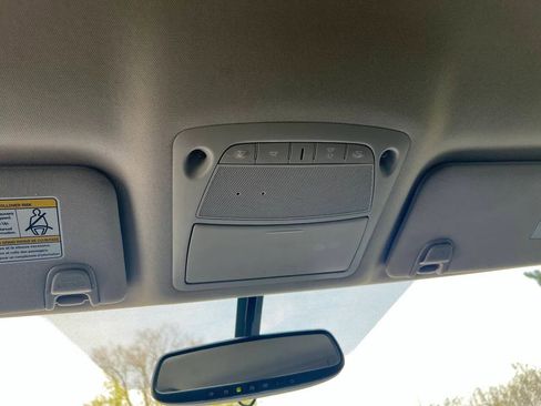 Used 2019 Nissan Murano SV image 21