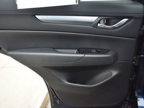 Used 2020 MAZDA CX-5 Touring FWD image 33