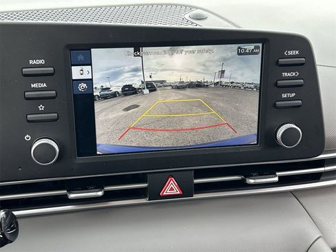 New 2025 Hyundai Elantra SE image 25