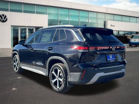 New 2026 Volkswagen Tiguan SE image 7