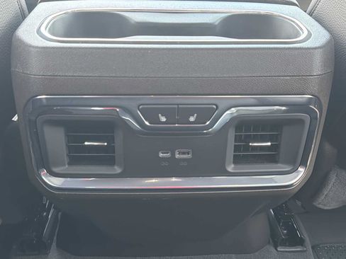 Used 2026 GMC Sierra 2500 Denali w/ Denali Reserve Package AWD/4WD image 37