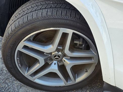 Used 2019 Mercedes-Benz GLS 550 4MATIC image 54