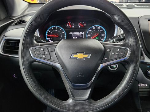 Used 2019 Chevrolet Equinox LS image 19