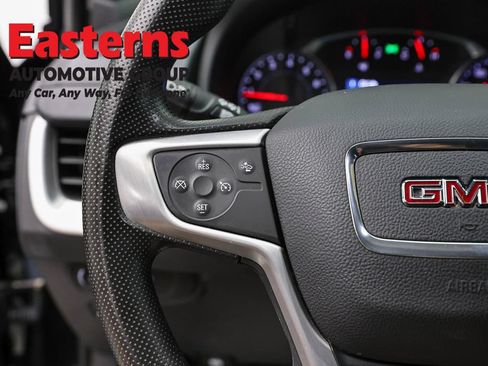 Used 2024 GMC Terrain SLE FWD image 15