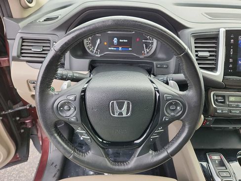 Used 2020 Honda Ridgeline RTL-E image 19